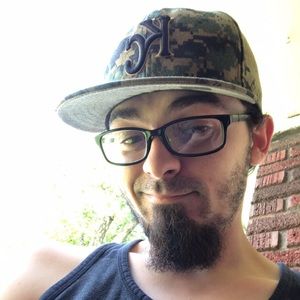 Meet your Posher, Thomas